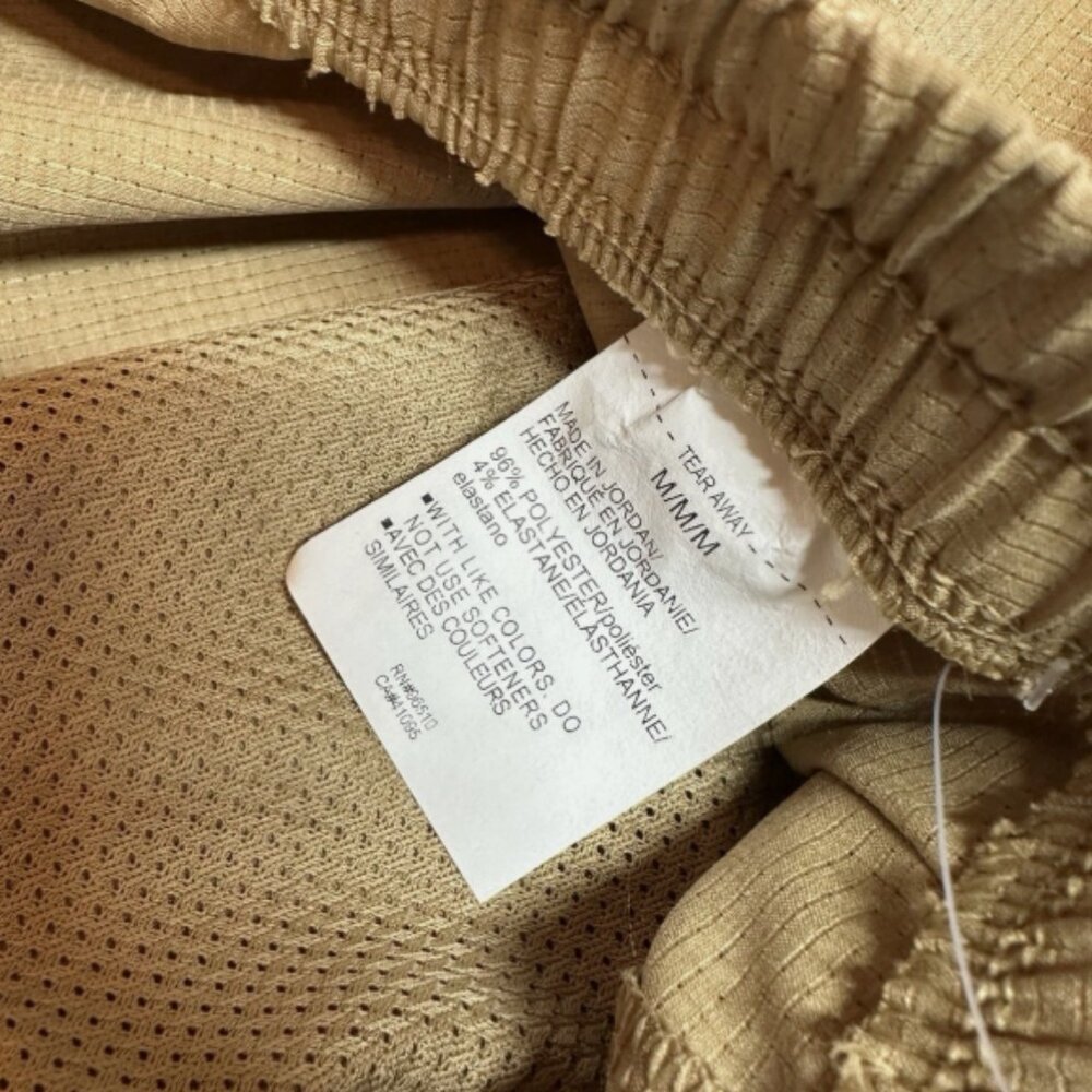 NWT Under Armour Unstoppable Vent Parachute Pants Camel Oversized - Picture 9 of 11